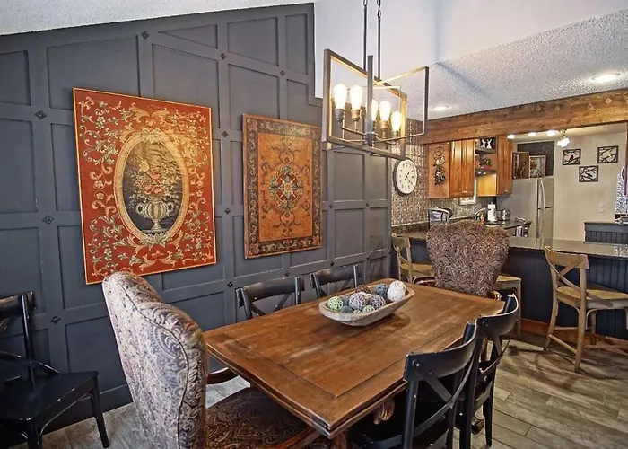 Deck With Views, Gas Grill, Renovated Luxurious Townhome On Burgess Creek